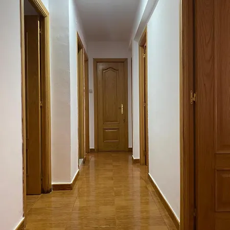Asturiano En Appartement Pravia